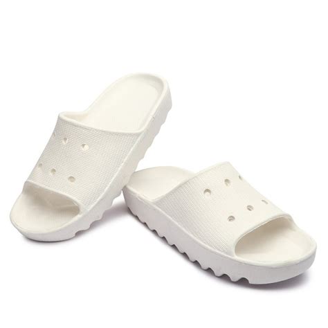 Plain White Flip Flop Slipper At Rs 65 Pair Men Slippers In New Delhi