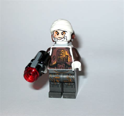 Lego Star Wars Dengar Bounty Hunter Minifigure From Set Building