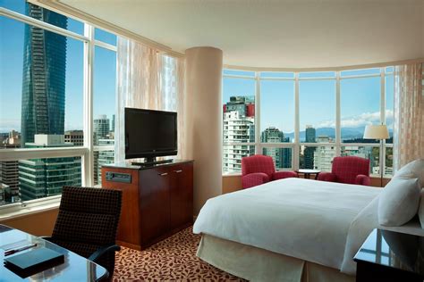 Hotel in Vancouver | Vancouver Marriott Pinnacle Downtown Hotel