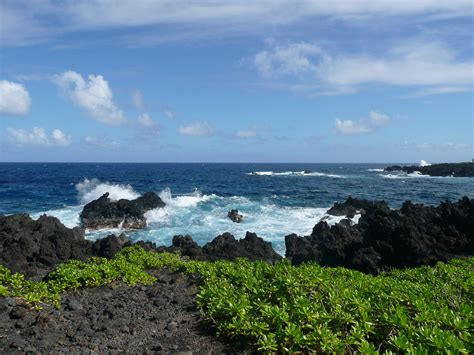 Waiʻanapanapa State Park - Hawaii State Parks