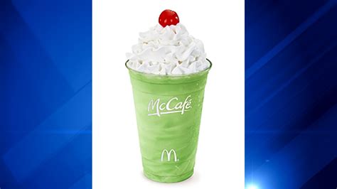 McDonald's Shamrock Shake giveaway at Daley Center Plaza on Wednesday ...