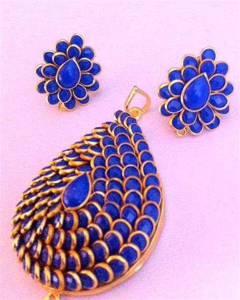 Blue stone petals teardrop pachhi work pendant set traditional pachi jewelry k23 - ADIVA ...