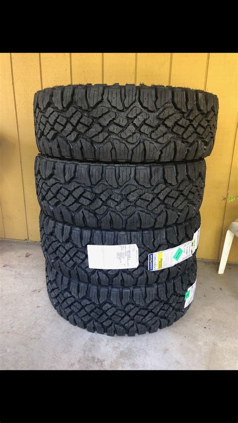 1 New Goodyear Wrangler Duratrac - 285/70r17 Tires 2857017 285 70 17 | eBay