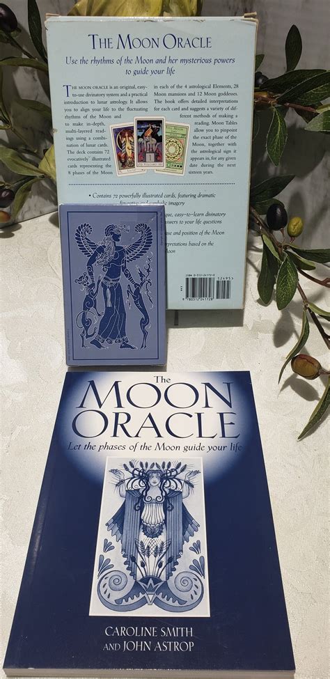 Première édition The Moon Oracle Let The Phases Of The Moon Etsy