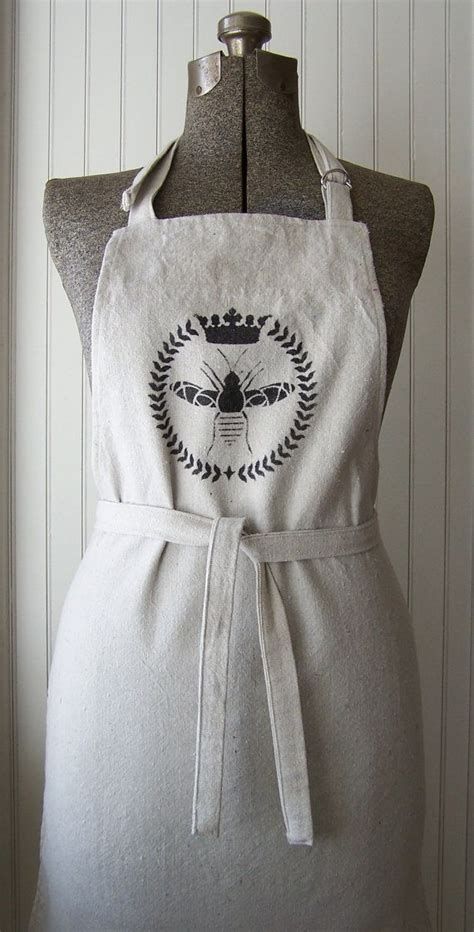 Queen Bee Apron Etsy Bee Aprons Bee Inspired Queen Bees