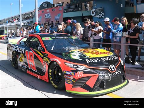 Homestead United States Th Nov Martin Truex Jr Enters The