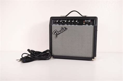 Fender Frontman 15g 15 Watt Guitar Amp Speaker System