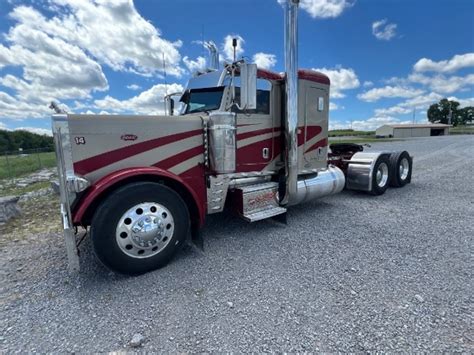 Peterbilt Tandem Axle Truck Tractor Commercial Trucks Truck