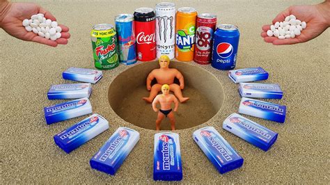 Big Stretch Armstrong Vs Small Cola Monster Fanta Torku Noon Pepsi