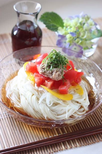 ツナとトマトのぶっかけそうめん 酒蔵が教える！酒・みりん・粕・麹のレシピやお役立ち情報サイト 白扇酒造