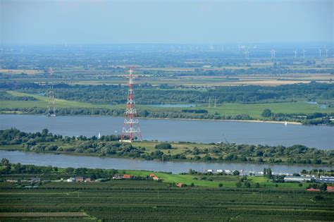 Luftbild Steinkirchen Freileitungsmasten Auf Dem L Hesand In