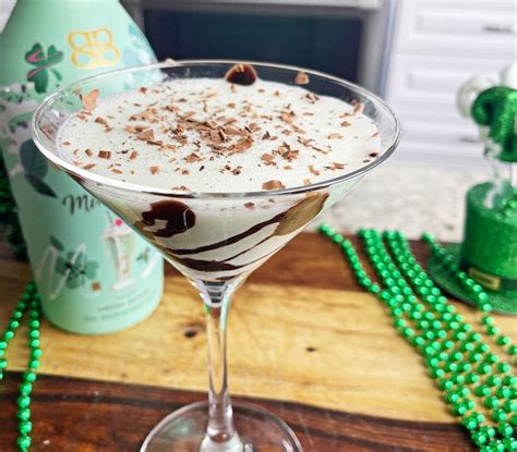 Baileys Vanilla Mint Dream Cocktail | Homemade Food Junkie