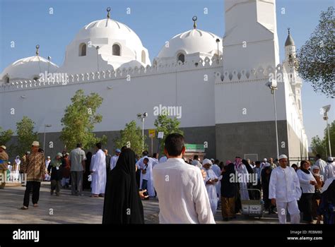 People In Front Of Masjid Quba The Very First Mosque That Was Built