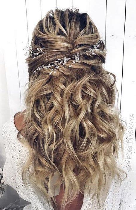 Chic Bridal Hairstyles For Your Wedding Day Wedding Hairstyles For