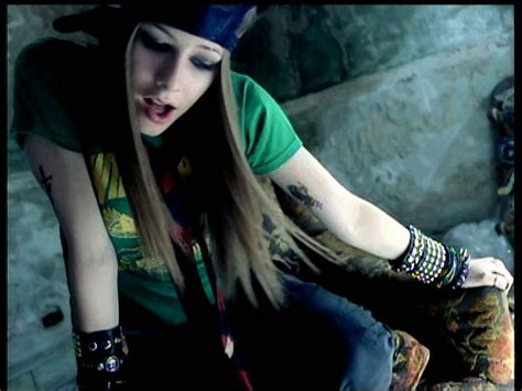 Avril Lavigne Sk Er Boi Mv Screencaps Hq Music Image