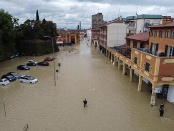 Maltempo Emilia Romagna Dal Lazio A Cervia 50 Volontari E 16 Idrovore