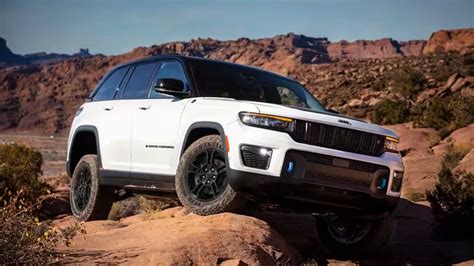 10 Things To Know About The Jeep Grand Cherokee 4xe