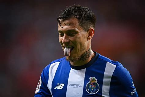 Ee Otávio Ferrari - Otávio a caminho da Arábia Saudita: "O nosso menino merece a ...