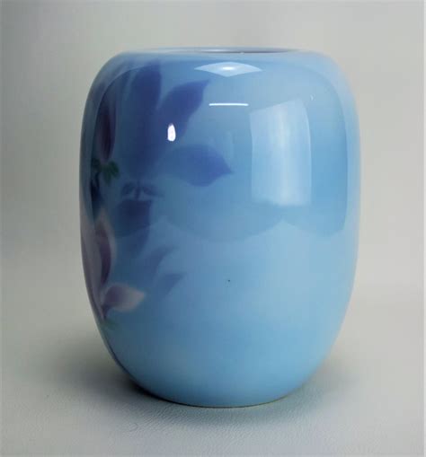 Fukagawa Vase Lily Motif Arita Porcelain Showa Period Etsy