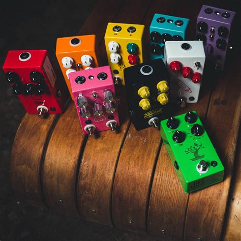 JHS Pedals – Chicago Music Exchange