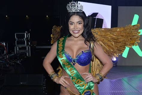 Ap S Perder Concurso Do Miss Bumbum Candidata Arma Barraco Ao Vivo