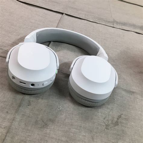 Yahoo Razer Barracuda X Mercury White