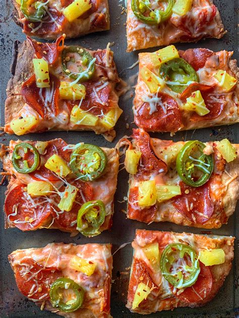 Low Calorie Pizza Crust: A 3-Ingredient Recipe for Thin and Crispy Crust