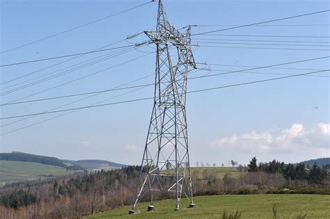 Pays De Tarare Énergie Travaux Sur Une Ligne à Haute Tension La89