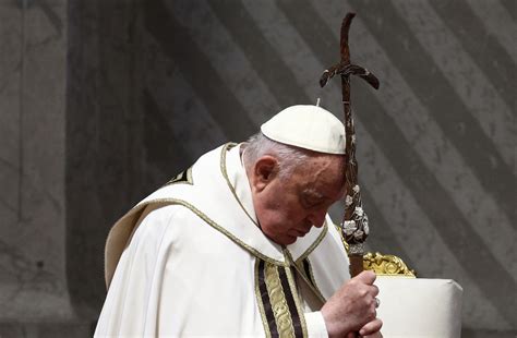 Viernes Santo El Papa Francisco Presidi El Rito Por La Pasi N De