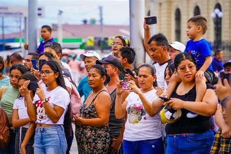 Prensa Alcaldía San Salvador on Twitter Centenares de capitalinos en