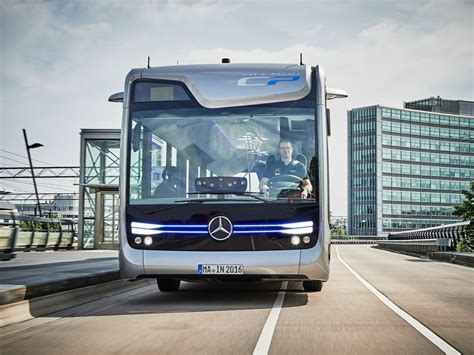 Mercedes Benz Future Bus Hd Wallpaper Avance Wallpaper