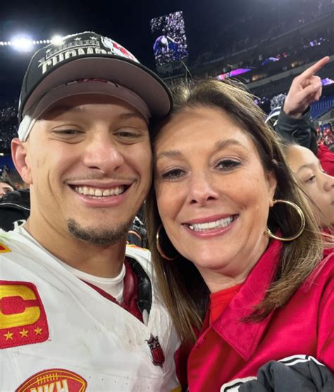 Patrick Mahomes’ mom shares heartfelt tribute to Chiefs quarterback on night of his dad’s shock ...