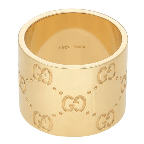 Gucci Icon Logo Wide Ladies Ring 18k Yellow Gold At 1stdibs Wide Gold