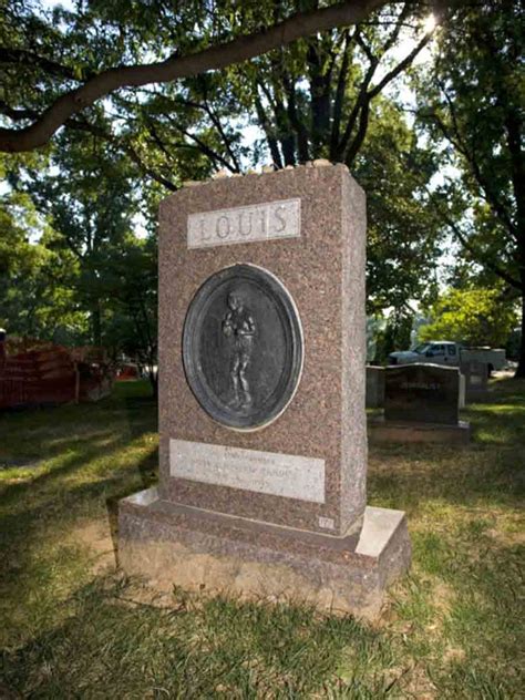 Honoring Heroes Pay Your Respect At These Famous Graves At Arlington