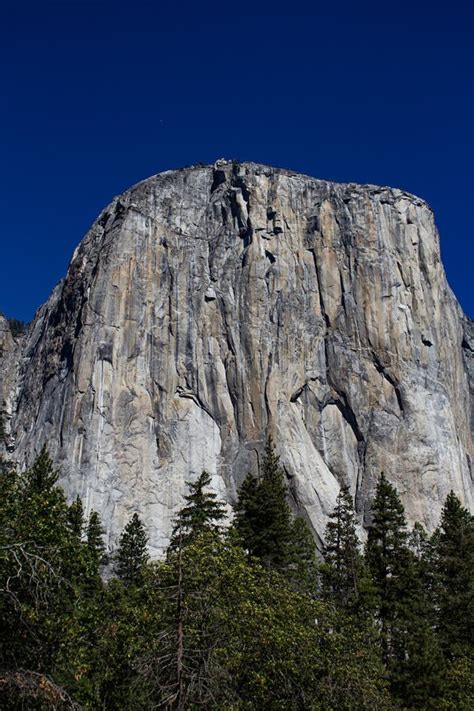 Yosemite El Capitan stock image. Image of capitan, northern - 259679685