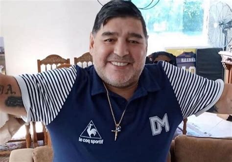 Bahia Ba Jogadores Lamentam Morte De Maradona Nos Deixa Mas N O Se