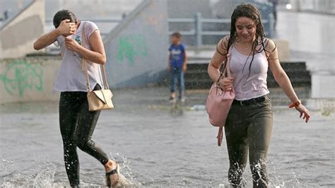 Meteoroloji Den Iki Kente Turuncu Kodlu Uyar Sel Ve Heyelan