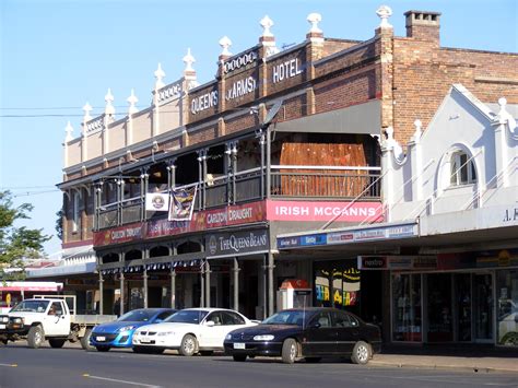 roma qld queens arms hotel  selection  double story  flickr
