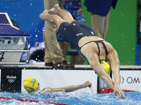 Australiens Frauen Schwimmen Mit Weltrekord Zum Staffel Gold