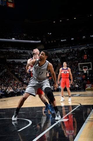 Spurs vs. Wizards - 1/3/15 Photo Gallery | NBA.com