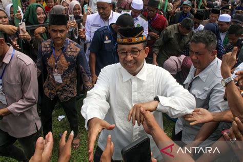 FOTO Capres Anies Baswedan Silaturahmi Dengan Masyarakat Aceh