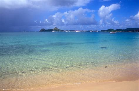 Reduit beach - Saint Lucia - World's Exotic Beaches