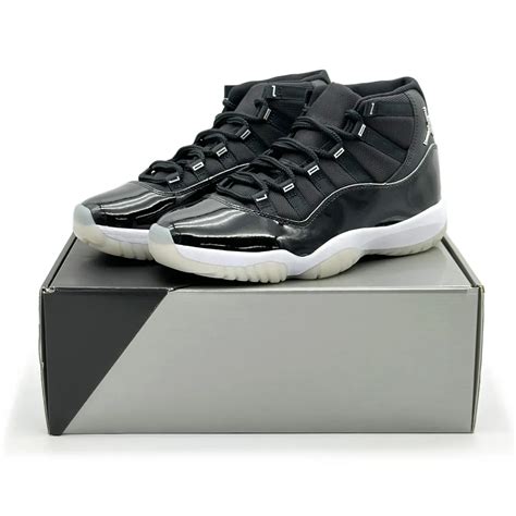 Jordan 11 Black White Store