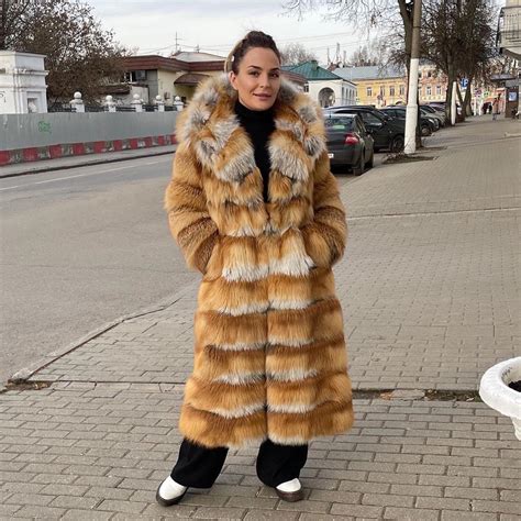 Pin By Evgen On In Fur Coat Fashion Coat