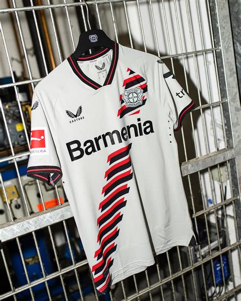 Nova Camisa Reserva Do Bayer Leverkusen Castore