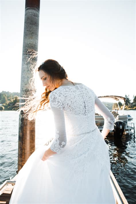 Woman Wearing White Floral Wedding Gown · Free Stock Photo