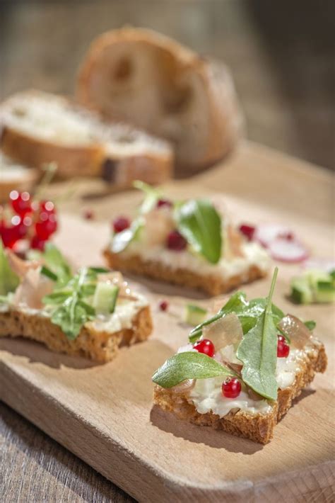 Tartines De Campagne Au Mothais Sur Feuille Les Produits De Nouvelle