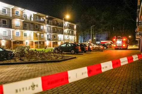 Brand Na Explosie In Appartement Vaassen Bewoner Van Balkon Gehaald