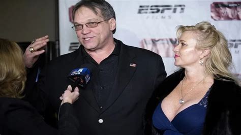 Who is Steve Mcmichael Wife? How many times has Steve McMichael been ...