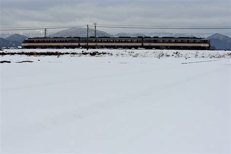 鉄道定番紀行 東海道本線の雪原風景を行くキハ85系特急「ワイドビューひだ号」他（安土～能登川）